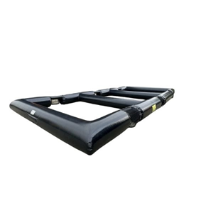 Opblaasbaar zwart Pannaveld 3-in-1 voor voetbalspellen, geschikt voor sportdagen en evenementen.