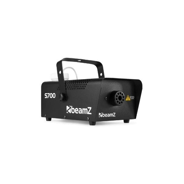 Rookmachine BeamZ S700 Zwarte BeamZ S700 rookmachine met draagbeugel en voorzijde met rookuitlaat, geschikt voor feestjes en evenementen.