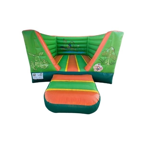 Groen-oranje springkussen Kabouters huren bij Move For Fun; ideaal voor kinderfeestjes, tuinfeestjes en evenementen.